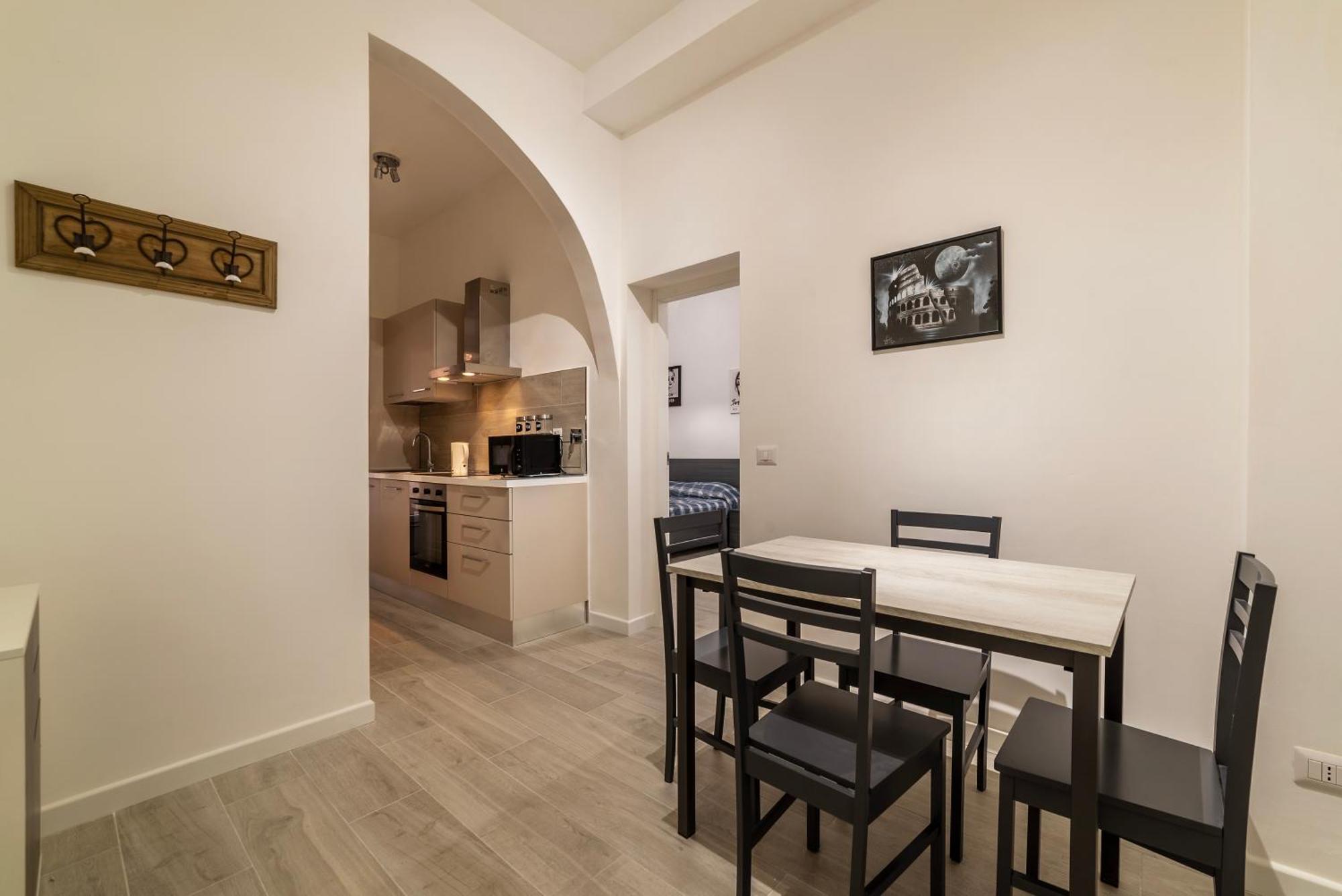 Terme Di Traiano Apartment - 10 Min Dal Colosseo Rom Eksteriør billede